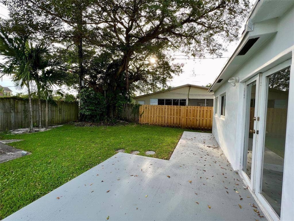 846 SW 14th Street, Fort Lauderdale, Fort Lauderdale, FL 33315 GetMedia.ashx-24