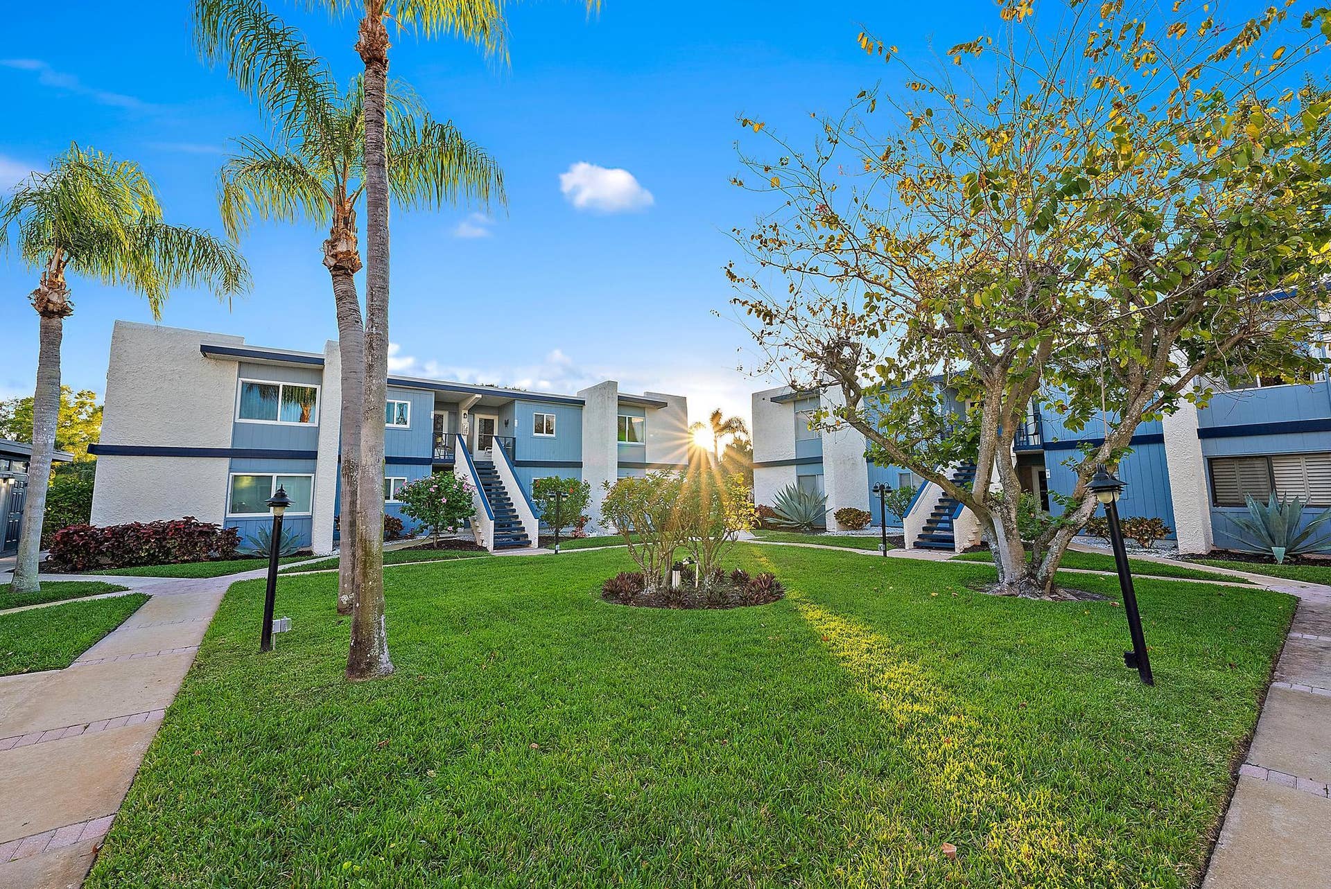 1561 NE 12th Terrace, #C-14, Jensen Beach, FL 34957 1561 NE 12th Terrace, C14-2