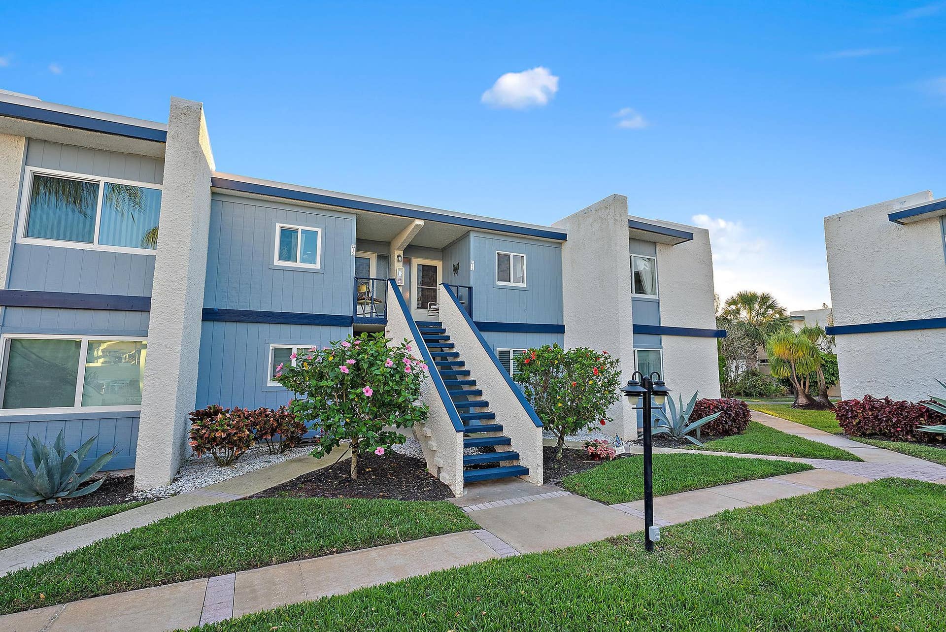 1561 NE 12th Terrace, #C-14, Jensen Beach, FL 34957 1561 NE 12th Terrace, C14-1