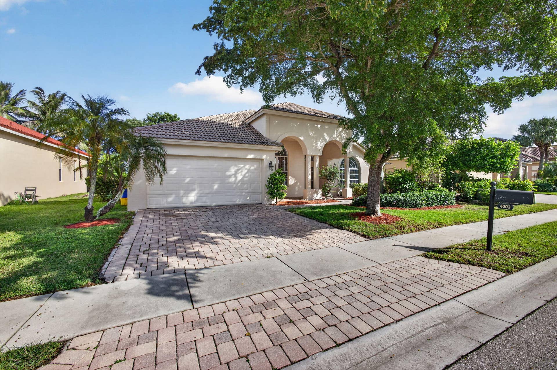 4003 W Hamilton Key, West Palm Beach, FL 33411 3-web-or-mls-5D1A6521