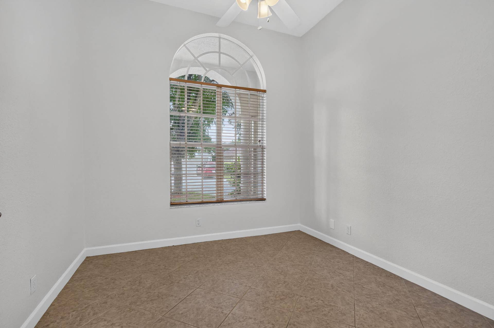 4003 W Hamilton Key, West Palm Beach, FL 33411 14-web-or-mls-BS1A7224