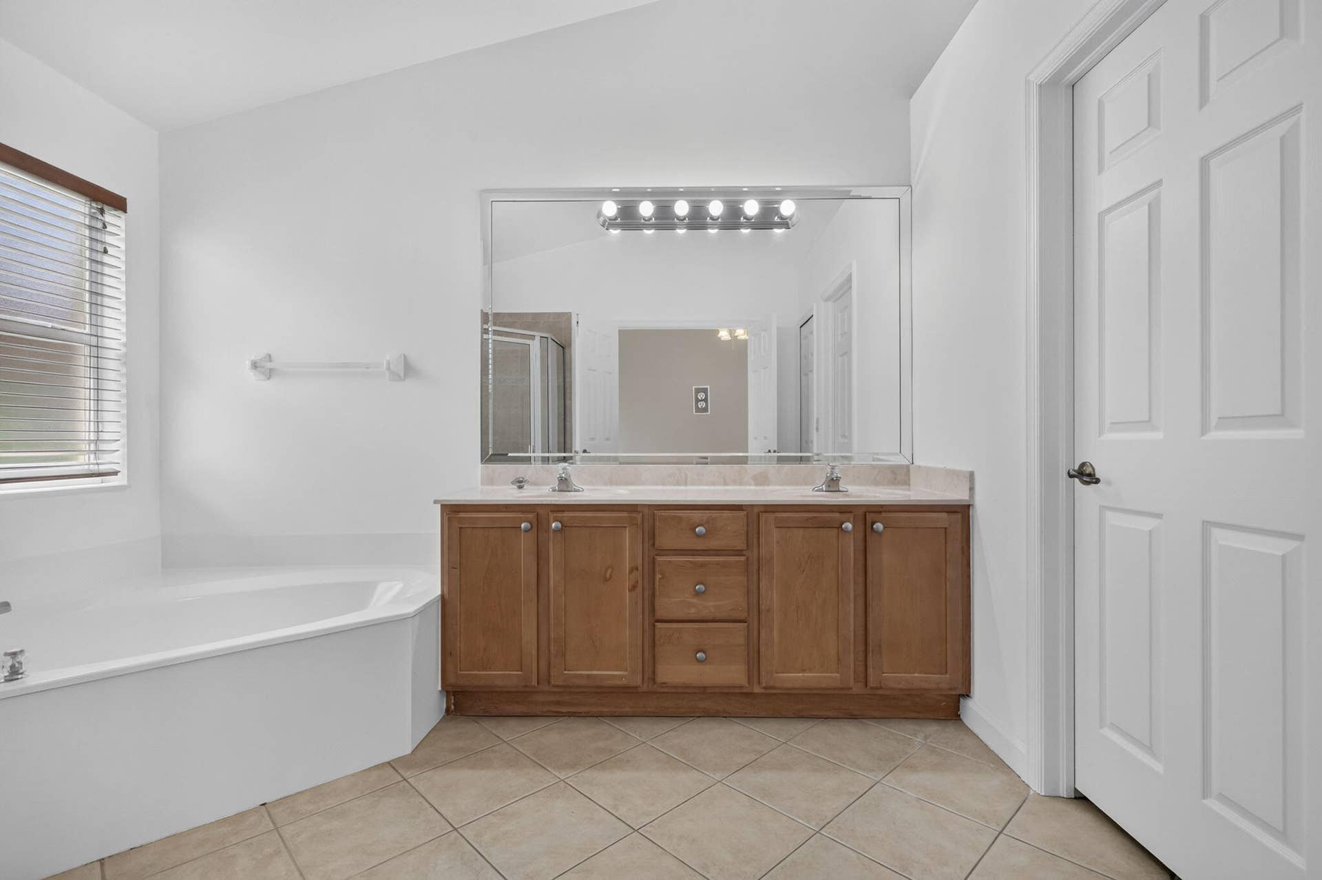 4003 W Hamilton Key, West Palm Beach, FL 33411 35-web-or-mls-BS1A7334