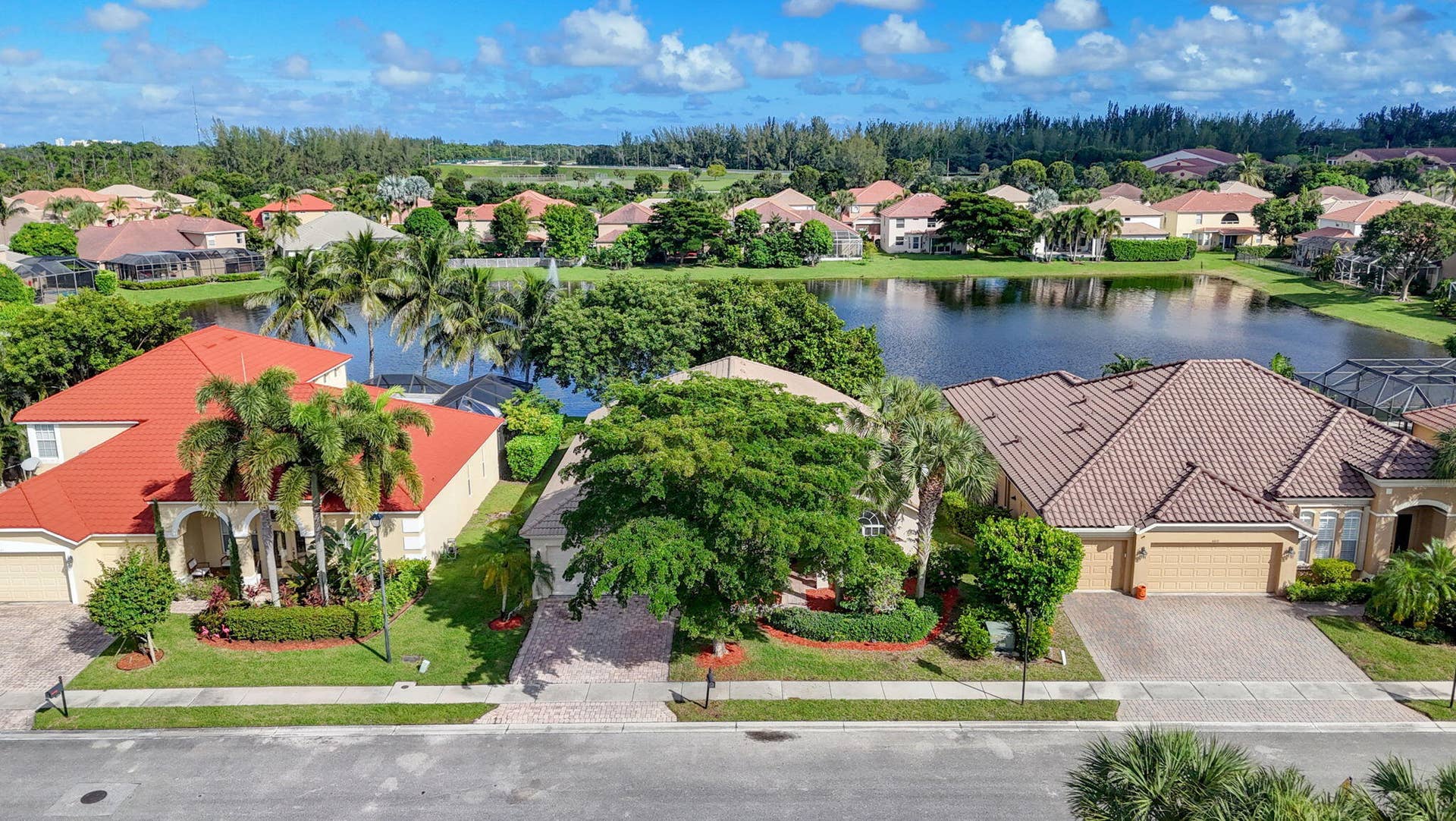 4003 W Hamilton Key, West Palm Beach, FL 33411 9-web-or-mls-DJI_20261029033017_0719_D-2