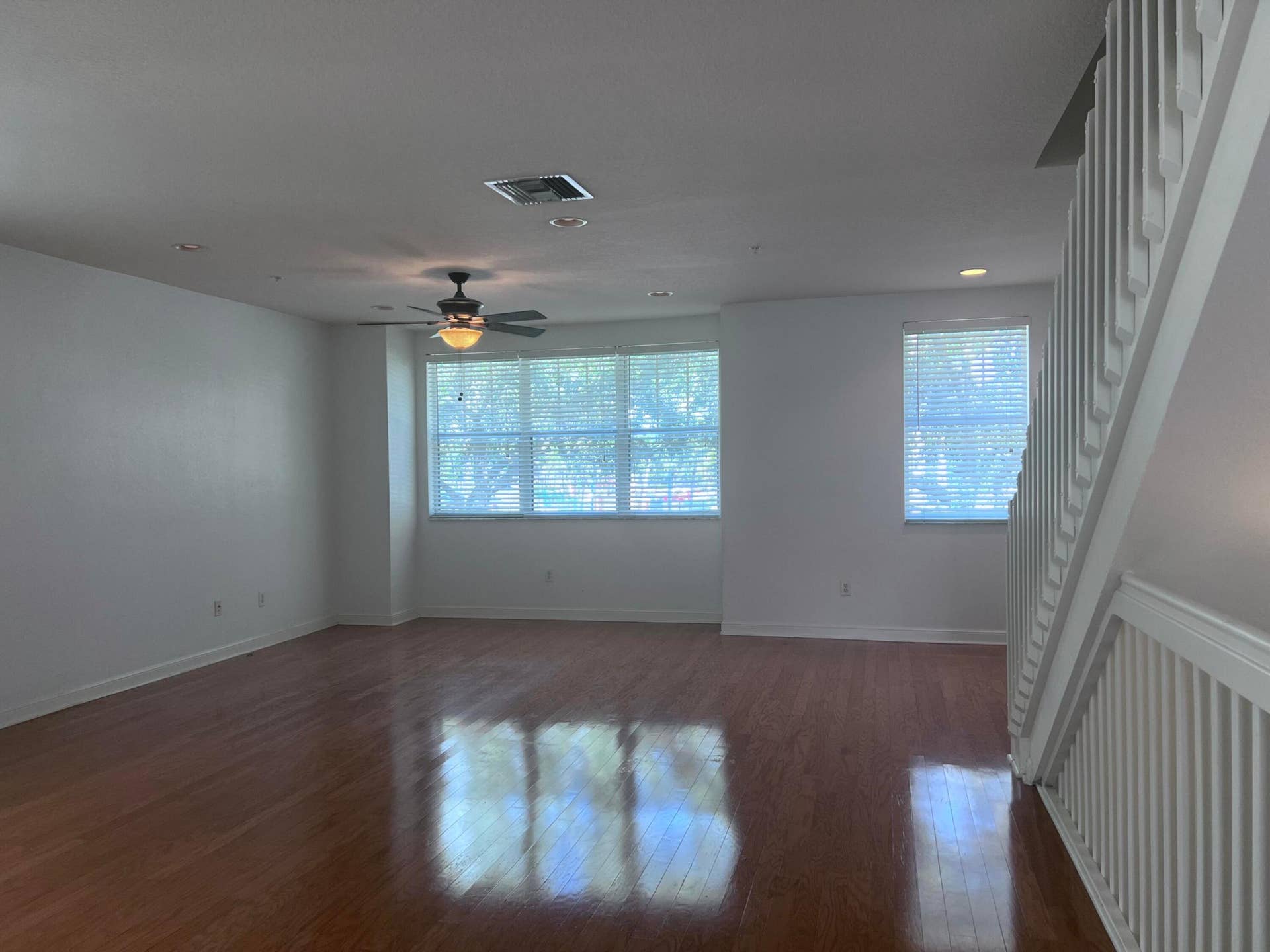 960 MILLBRAE Court, #6, West Palm Beach, FL 33401 2nd floor