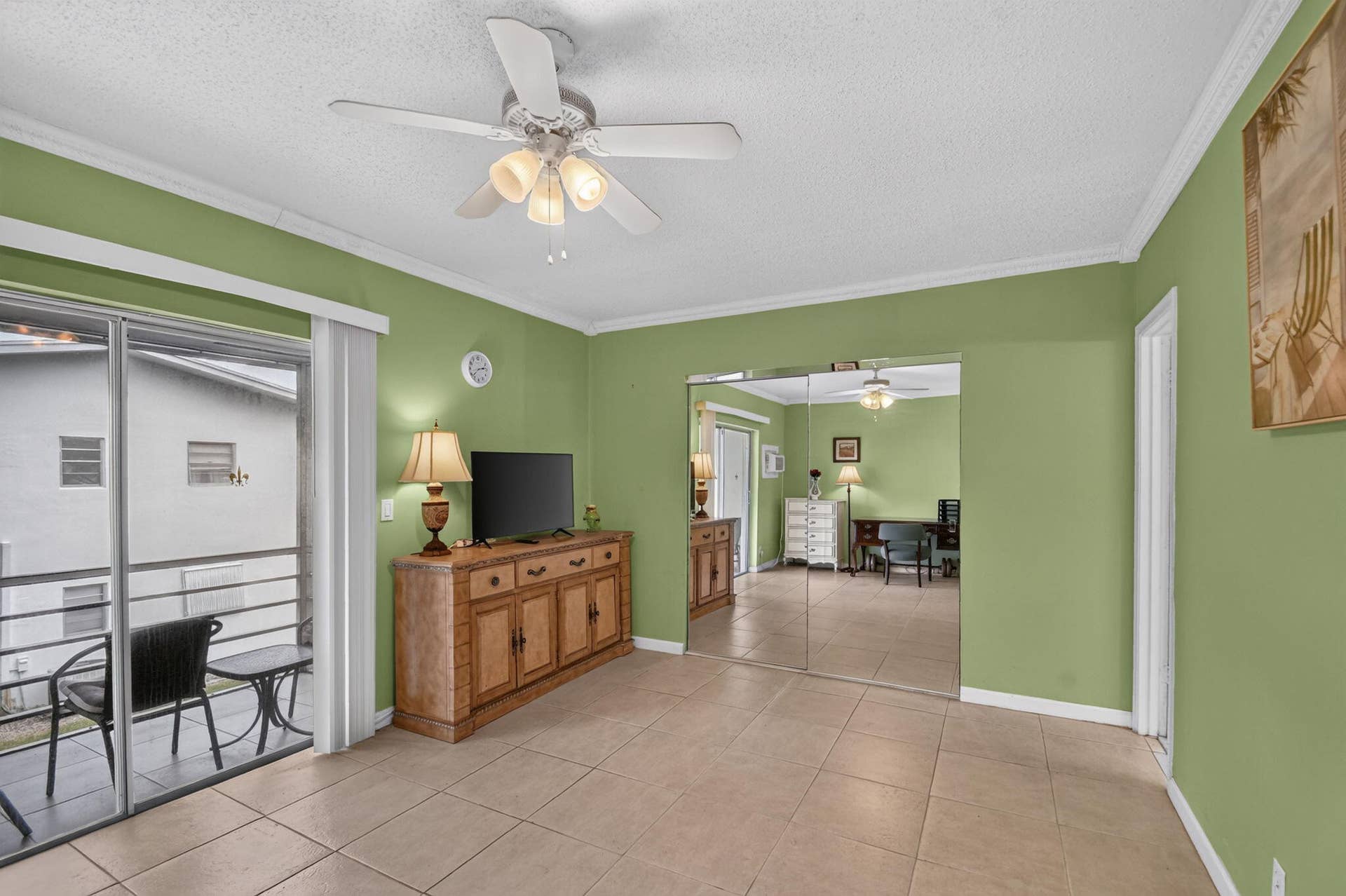 135 SALISBURY F, West Palm Beach, FL 33417 19-web-or-mls-DSC_6674