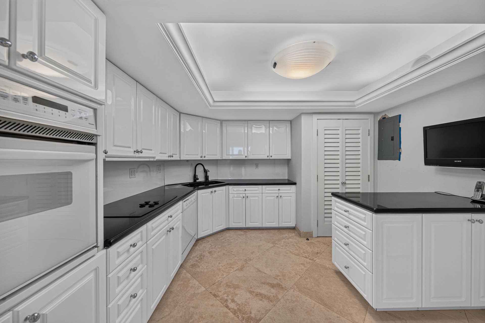 2100 S OCEAN Lane, #205, Fort Lauderdale, FL 33316 Main Residence - Kitchen