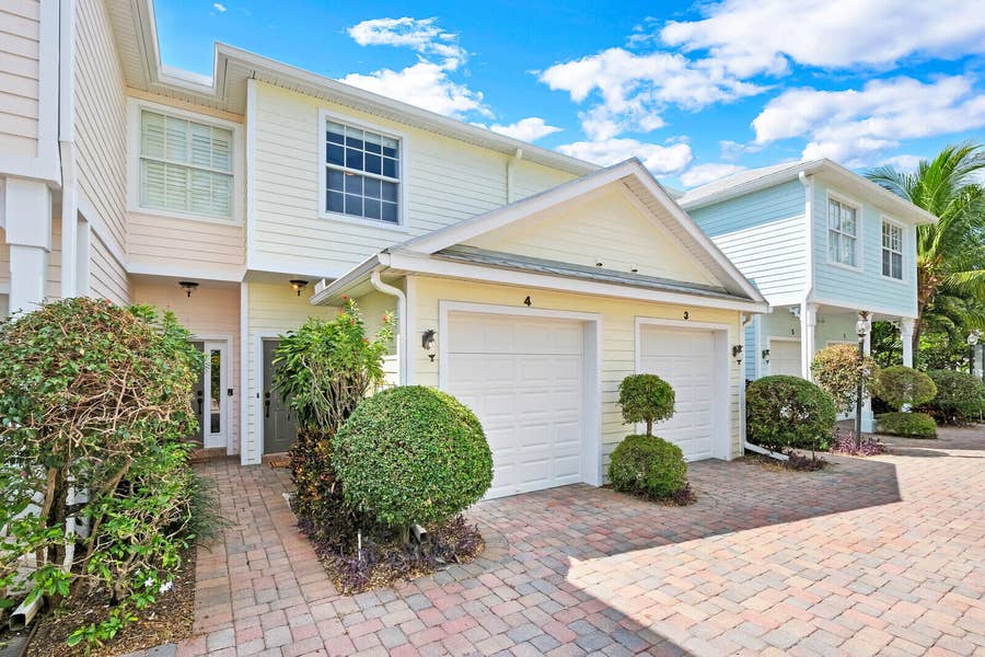 Property photo for 902 S Federal Highway, #4, Lake Worth Beach, FL