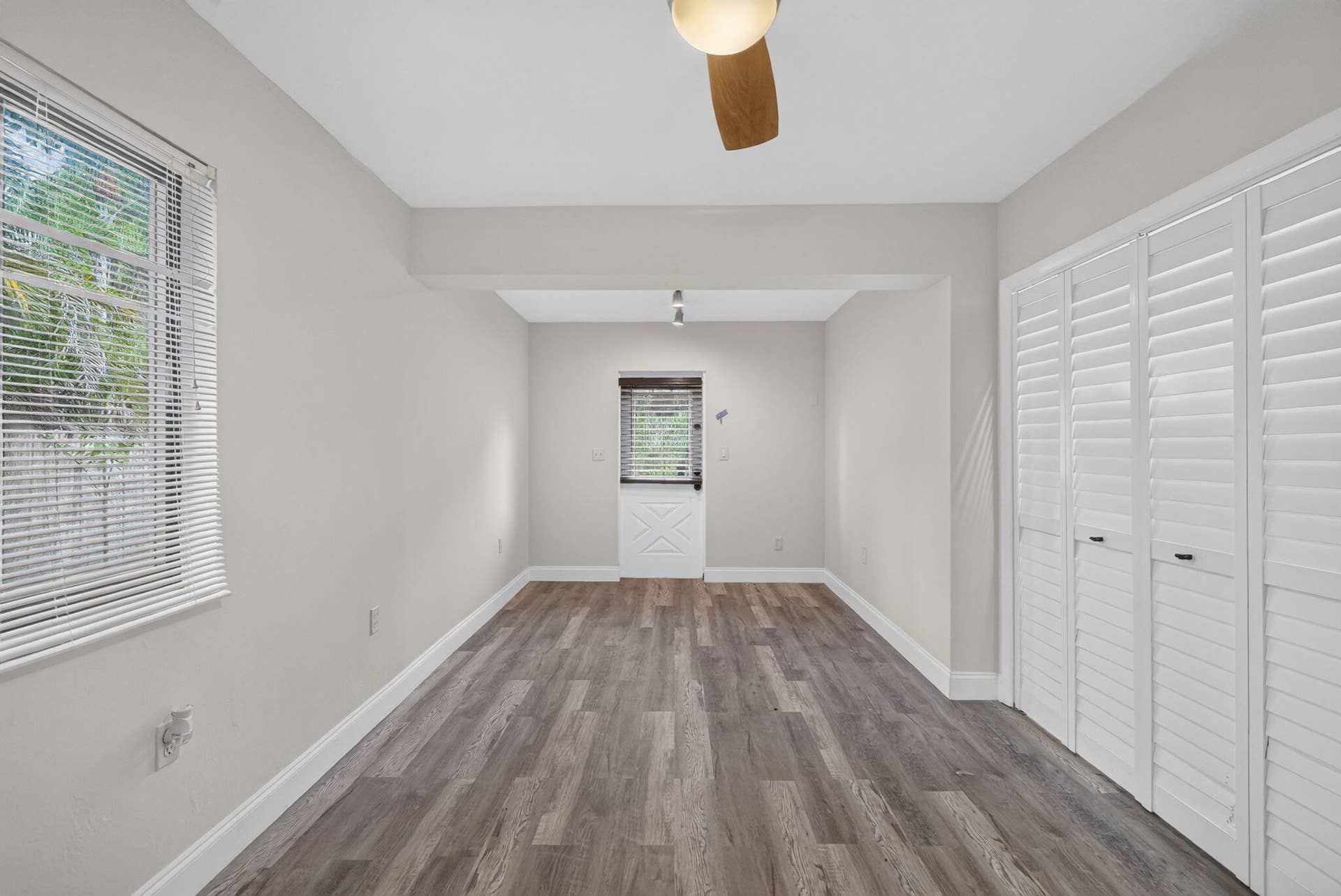 1313 NE 13TH Street, Fort Lauderdale, FL 33304 14-web-or-mls-8I8A5340