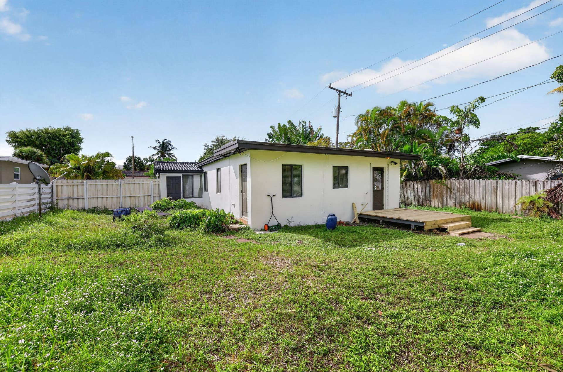 1313 NE 13TH Street, Fort Lauderdale, FL 33304 26-web-or-mls-8I8A5440