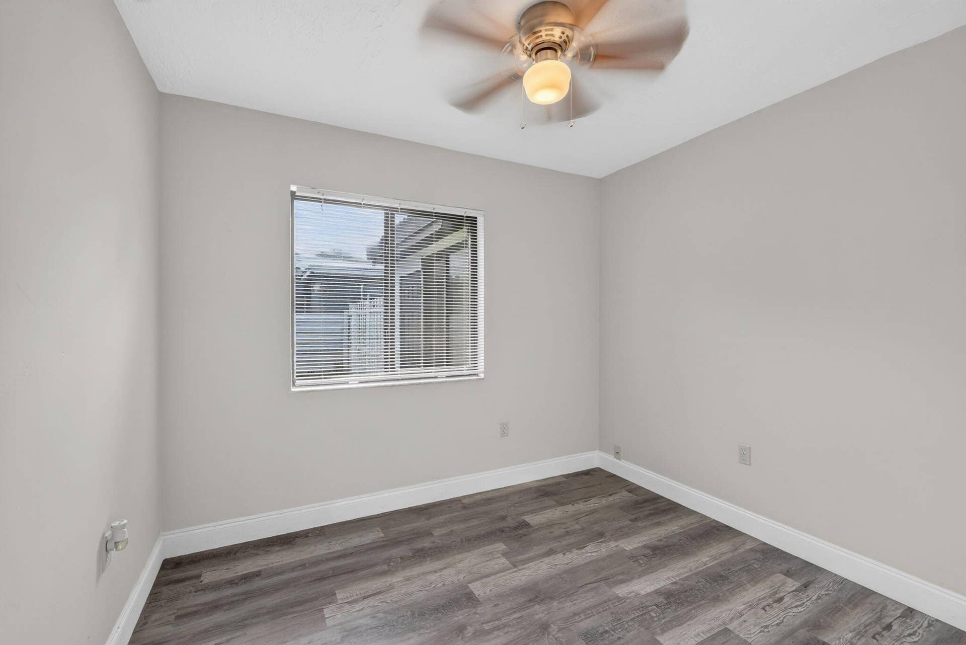 1313 NE 13TH Street, Fort Lauderdale, FL 33304 20-web-or-mls-8I8A5375