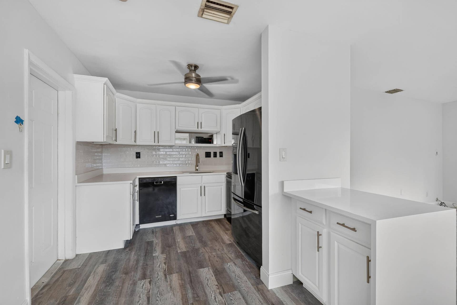 1313 NE 13TH Street, Fort Lauderdale, FL 33304 8-web-or-mls-8I8A5393
