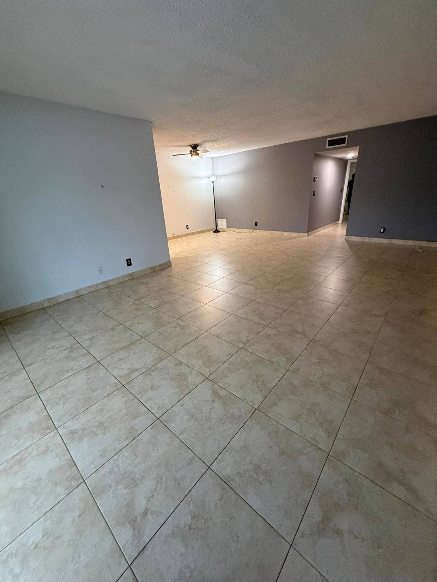 1277 High Point Boulevard W, #Unit C, Delray Beach, FL 33445 Large living room