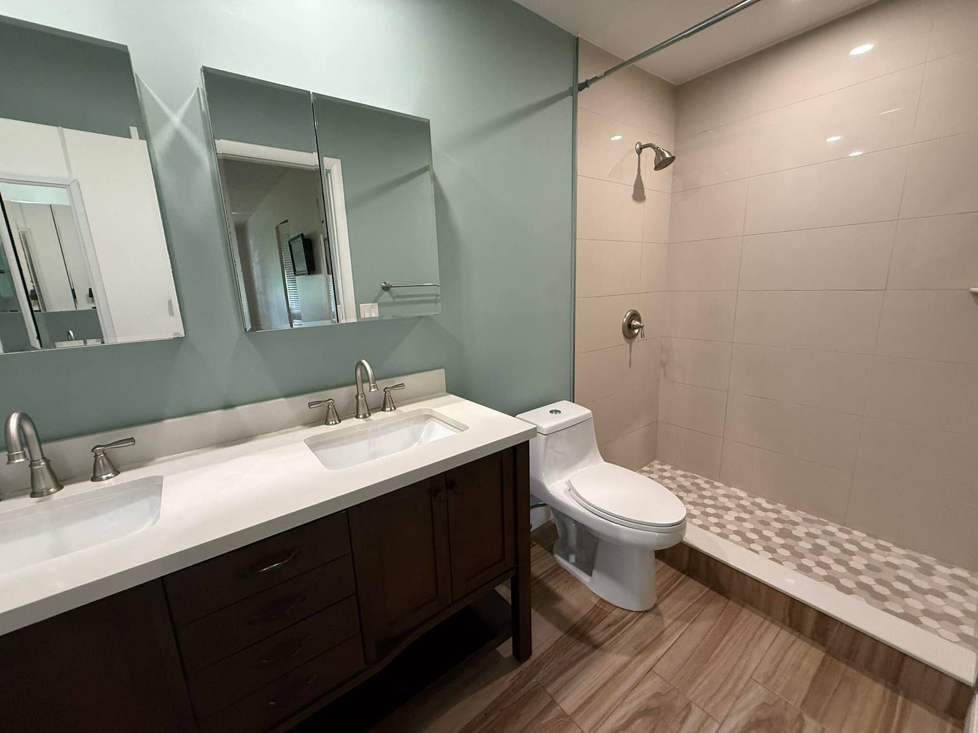 1277 High Point Boulevard W, #Unit C, Delray Beach, FL 33445 Primary ensuite bathroom