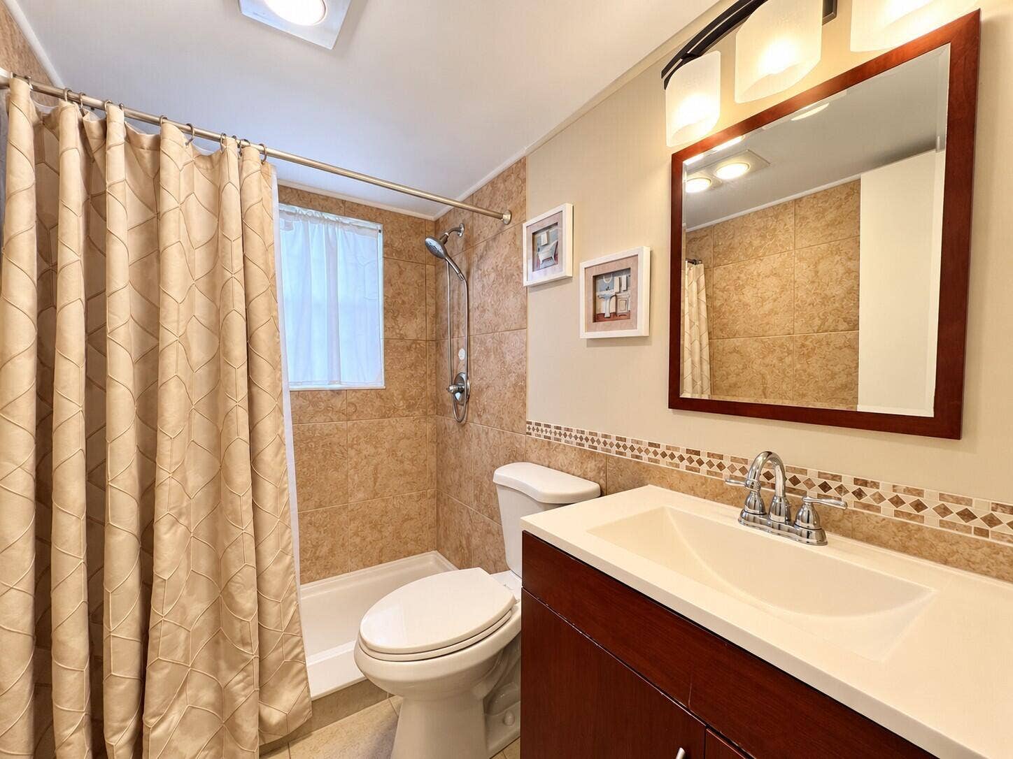 310 NORTHAMPTON P, West Palm Beach, FL 33417 Updated Full Bath