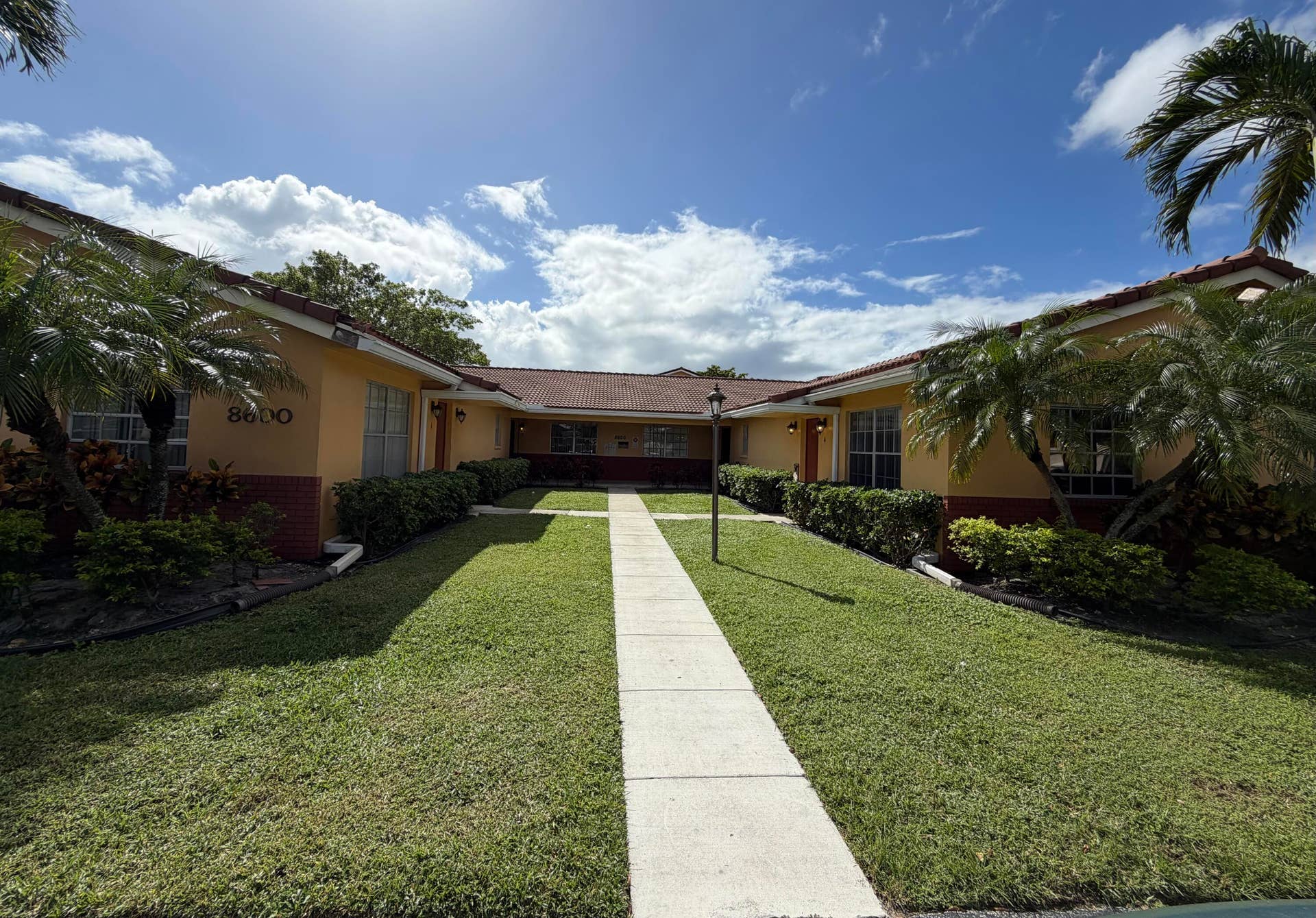 8600 NW 35TH Street, #2, Coral Springs, FL 33065 IMG_0470