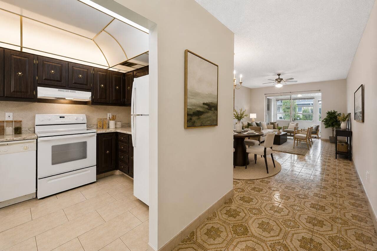 1043 NW 85TH Avenue, #B-4, Plantation, FL 33322 73DEE6CB-D1C5-4EAF-A5CC-C267F850EFFE