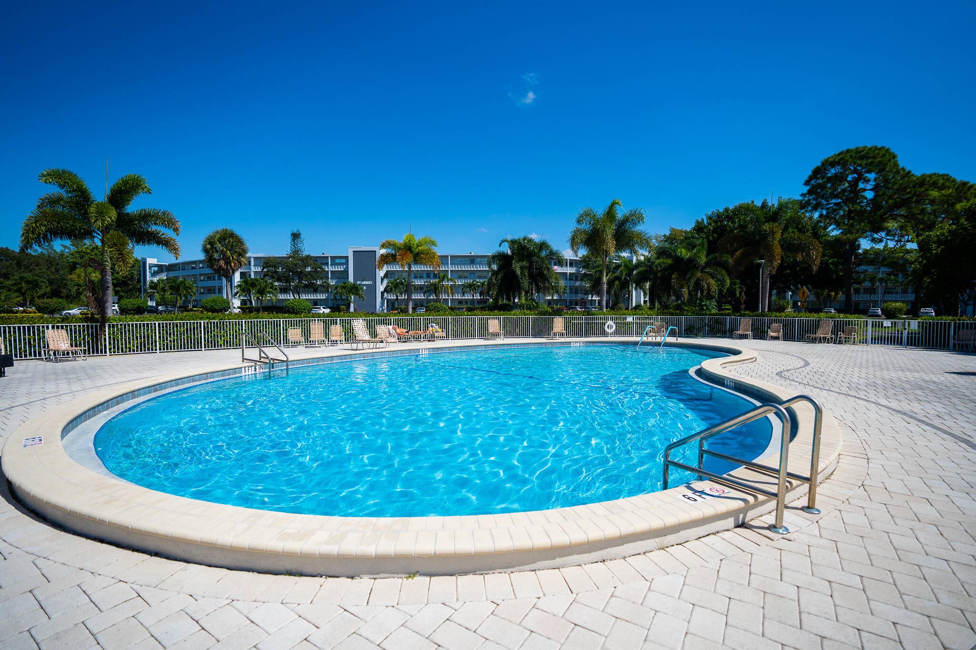 209 TILFORD K, #209, Deerfield Beach, FL 33442 LYNDHURST NORTH POOL-3