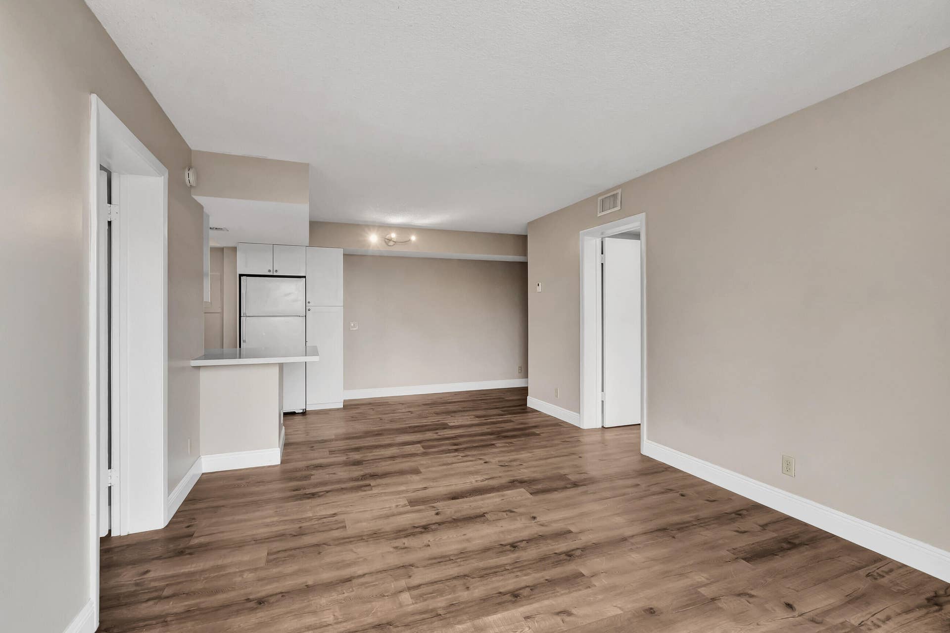 706 EXECUTIVE CENTER Drive, #26, West Palm Beach, West Palm Beach, FL 33401 DSC_3129