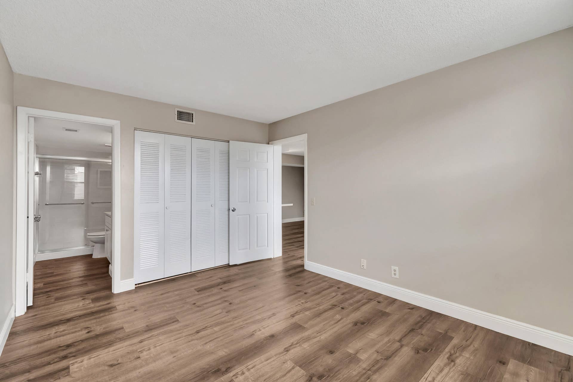 706 EXECUTIVE CENTER Drive, #26, West Palm Beach, West Palm Beach, FL 33401 DSC_2999