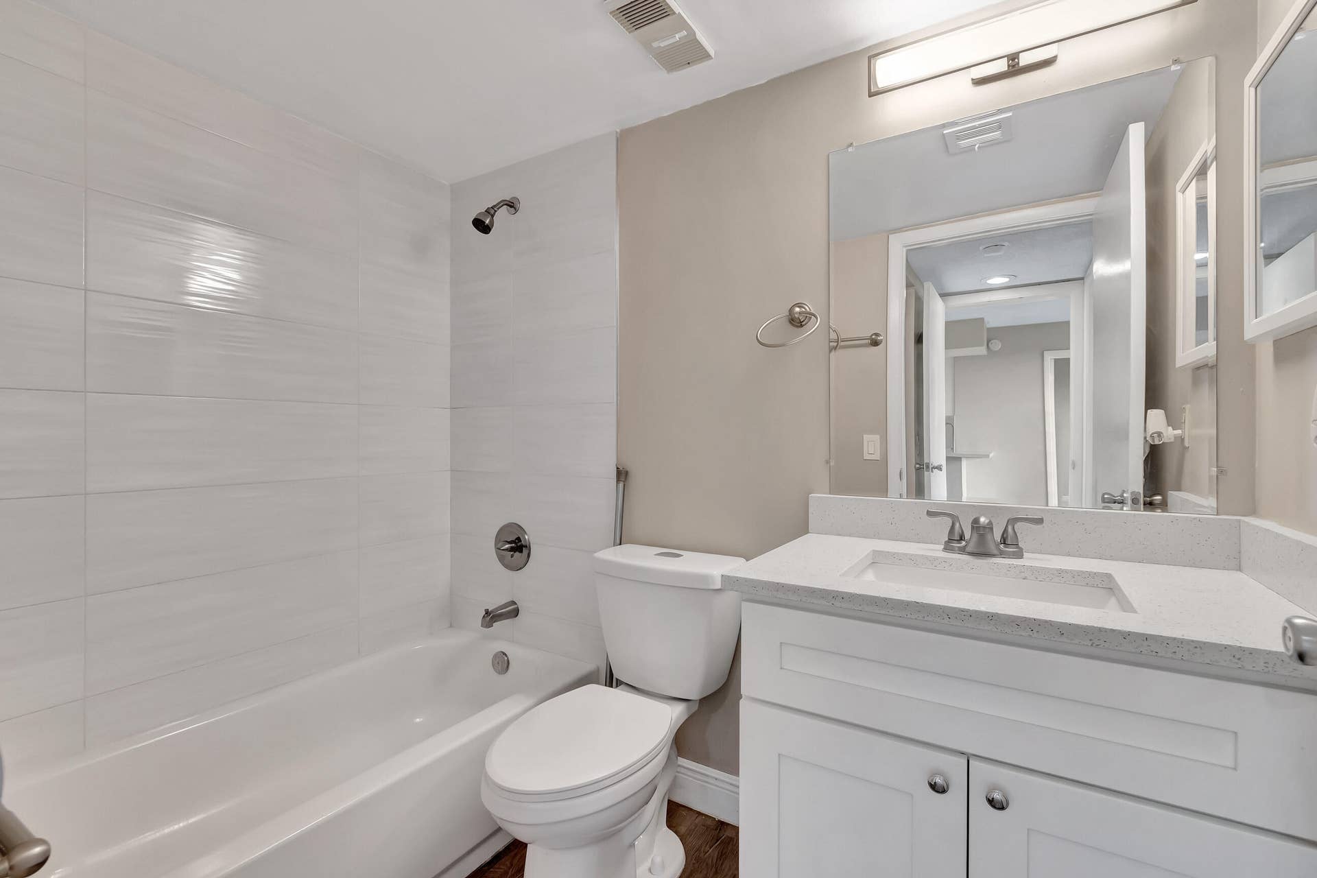 706 EXECUTIVE CENTER Drive, #26, West Palm Beach, West Palm Beach, FL 33401 DSC_3064