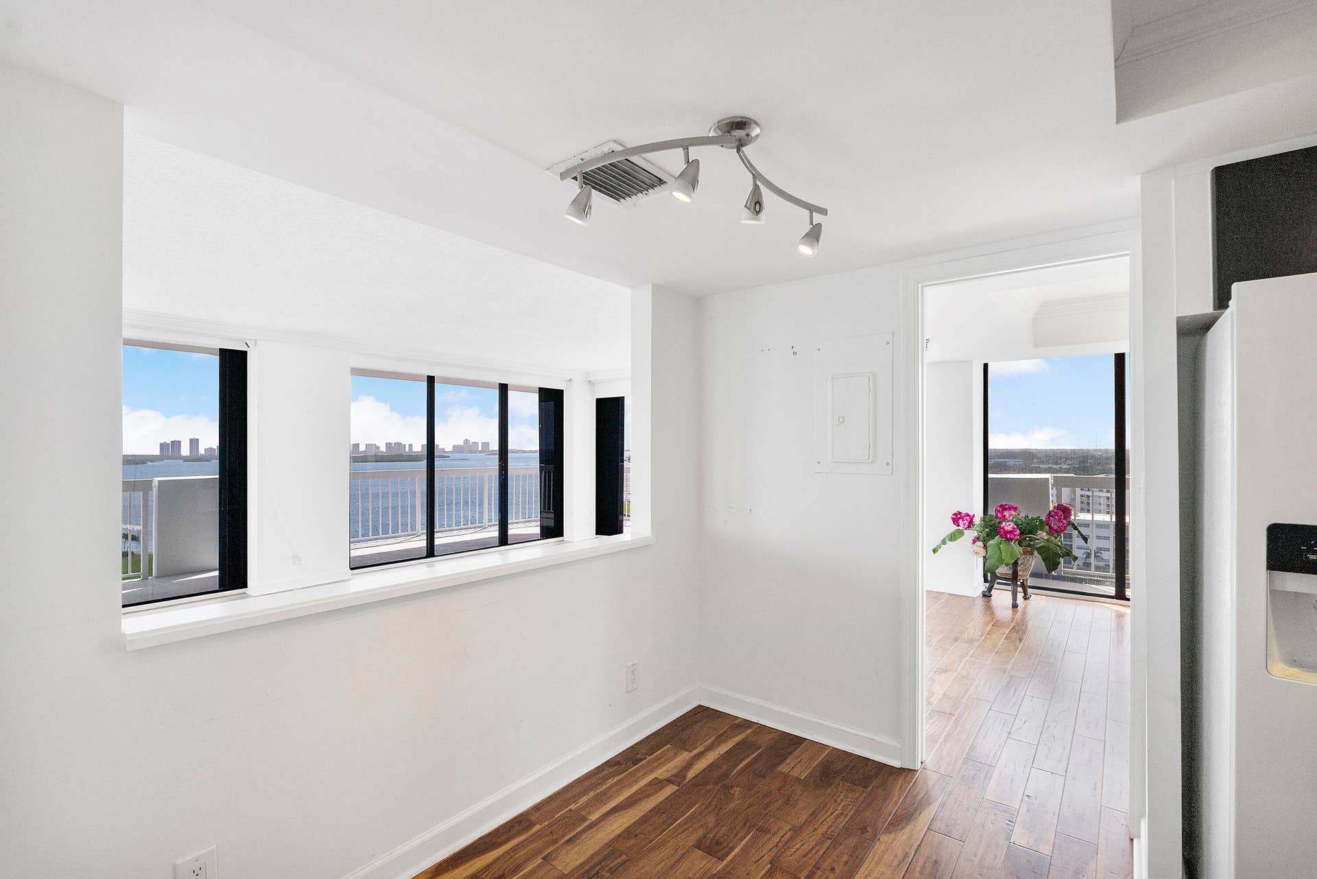 123 LAKESHORE Drive, #1143, North Palm Beach, FL 33408 123 Lakeshore Dr u1143_018