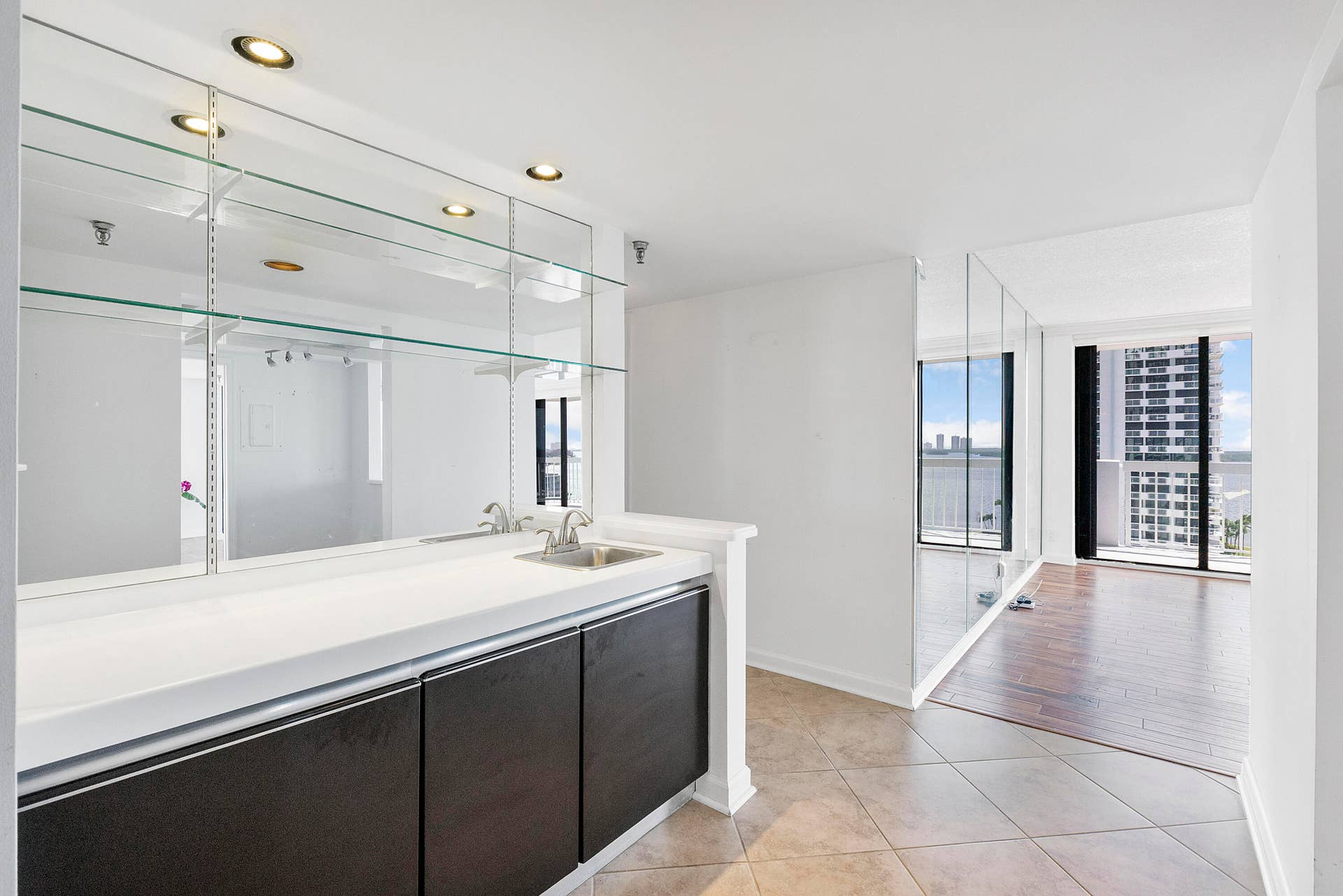 123 LAKESHORE Drive, #1143, North Palm Beach, FL 33408 123 Lakeshore Dr u1143_011