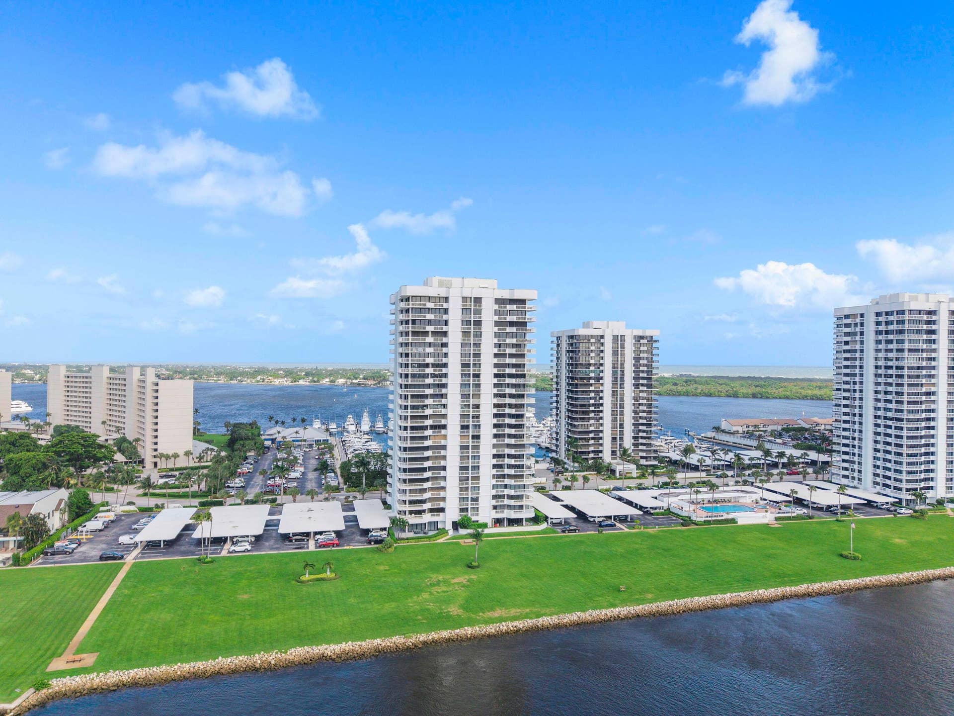 123 LAKESHORE Drive, #1143, North Palm Beach, FL 33408 123 Lakeshore Dr u1143_004