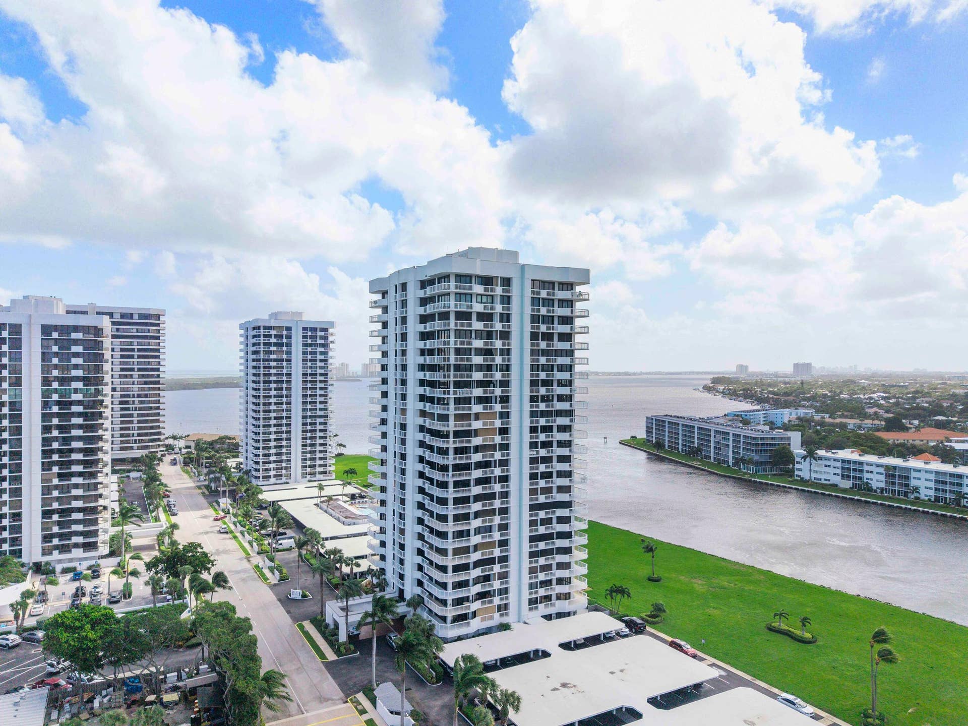 123 LAKESHORE Drive, #1143, North Palm Beach, FL 33408 123 Lakeshore Dr u1143_002