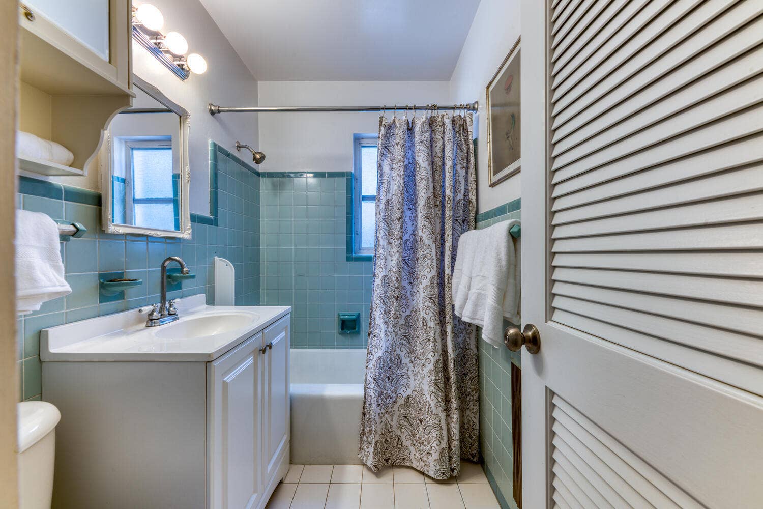 217 Debra Lane, Palm Beach, FL 33480 217 Debra Ln Palm Beach FL-large-020-023