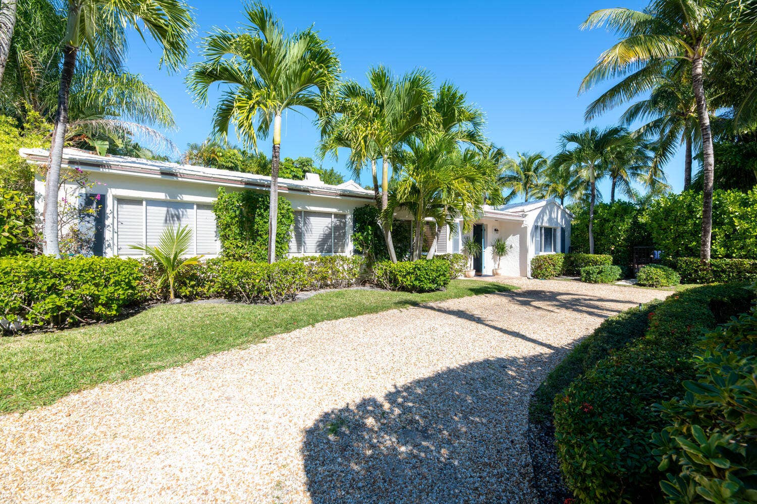 217 Debra Lane, Palm Beach, FL 33480 217 Debra Ln Palm Beach FL-large-004-020