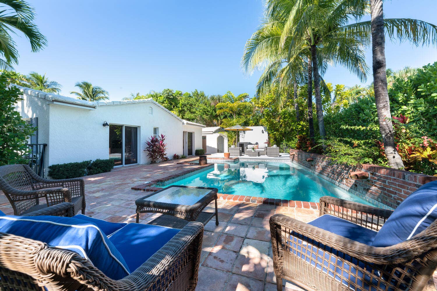 217 Debra Lane, Palm Beach, FL 33480 217 Debra Ln Palm Beach FL-large-024-002