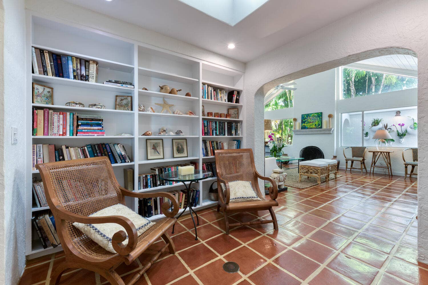 217 Debra Lane, Palm Beach, FL 33480 217 Debra Ln Palm Beach FL-large-019-009