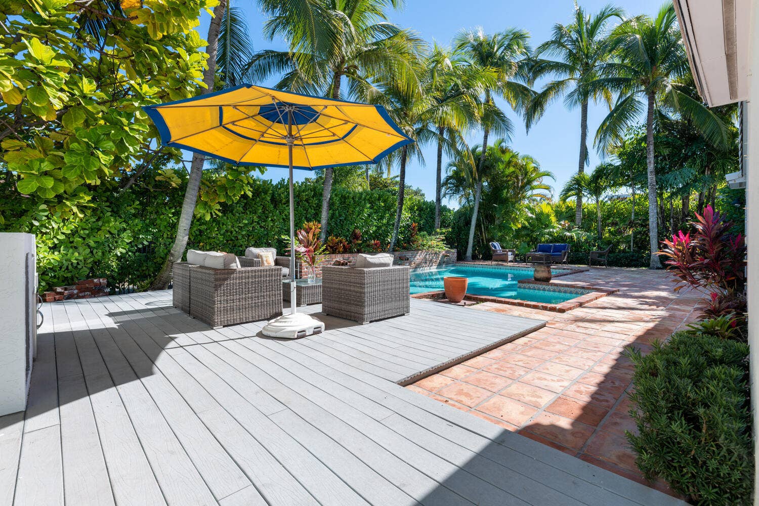 217 Debra Lane, Palm Beach, FL 33480 217 Debra Ln Palm Beach FL-large-022-003