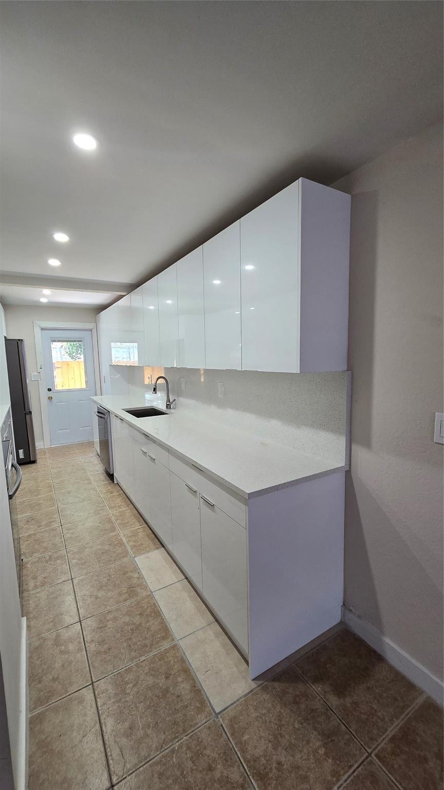 2421 N 40TH Avenue, #103, Hollywood, Hollywood, FL 33021 Photo 7