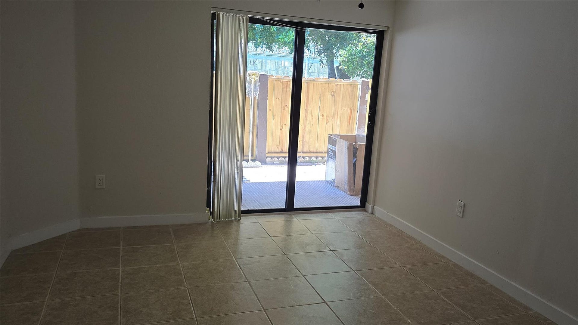 2421 N 40TH Avenue, #103, Hollywood, Hollywood, FL 33021 Photo 10