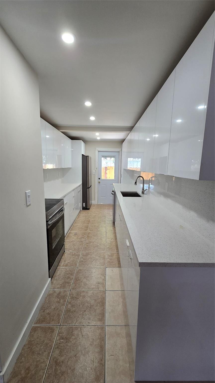 2421 N 40TH Avenue, #103, Hollywood, Hollywood, FL 33021 Photo 5