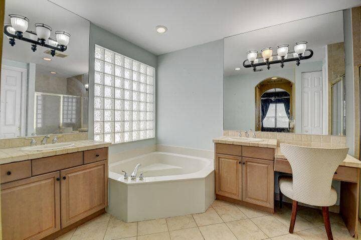 15646 Messina Isle Court, Delray Beach, FL 33446 15