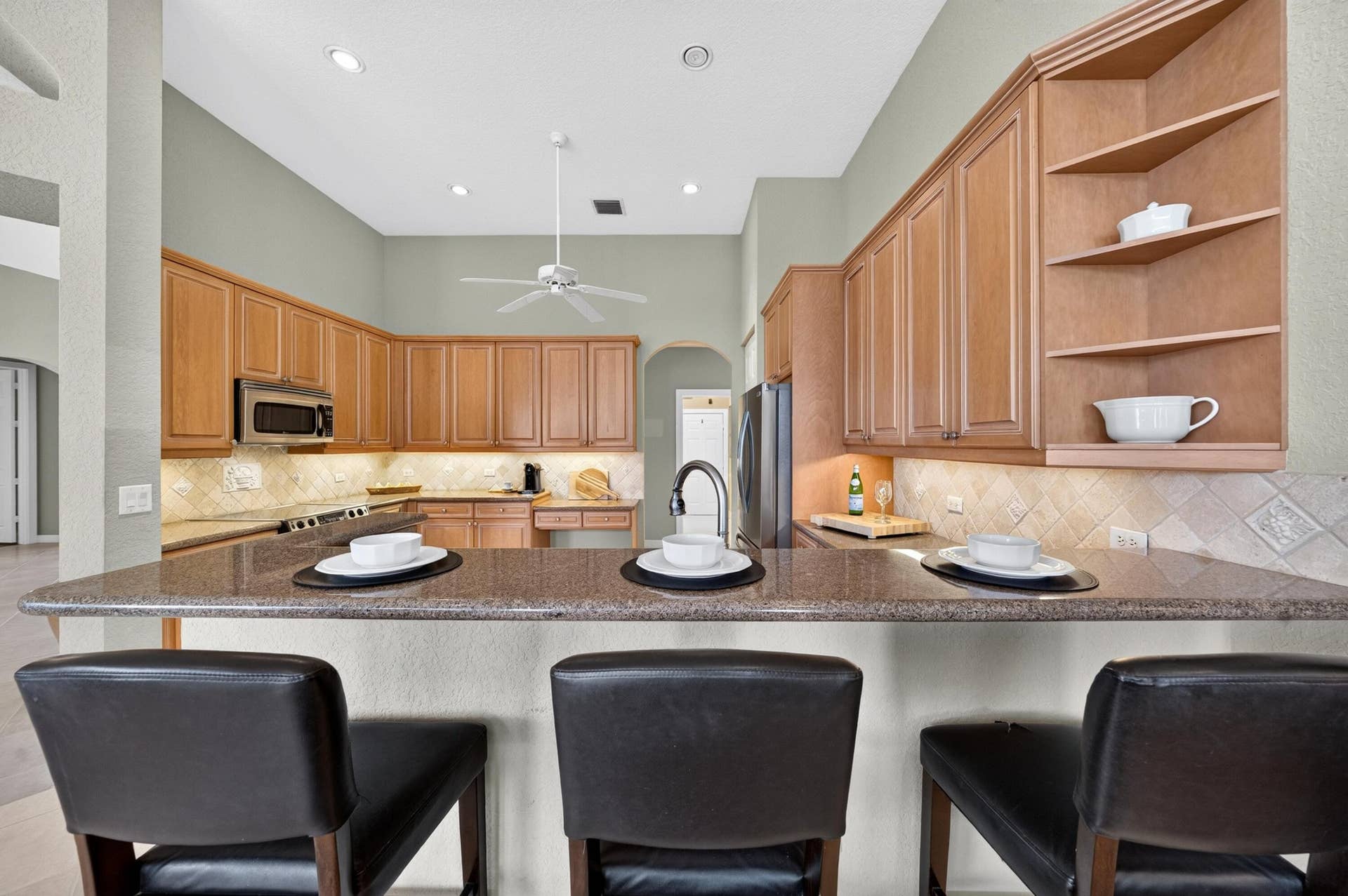 6930 NW 104th Lane, Parkland, FL 33076 018-009-Kitchen-4000x2662