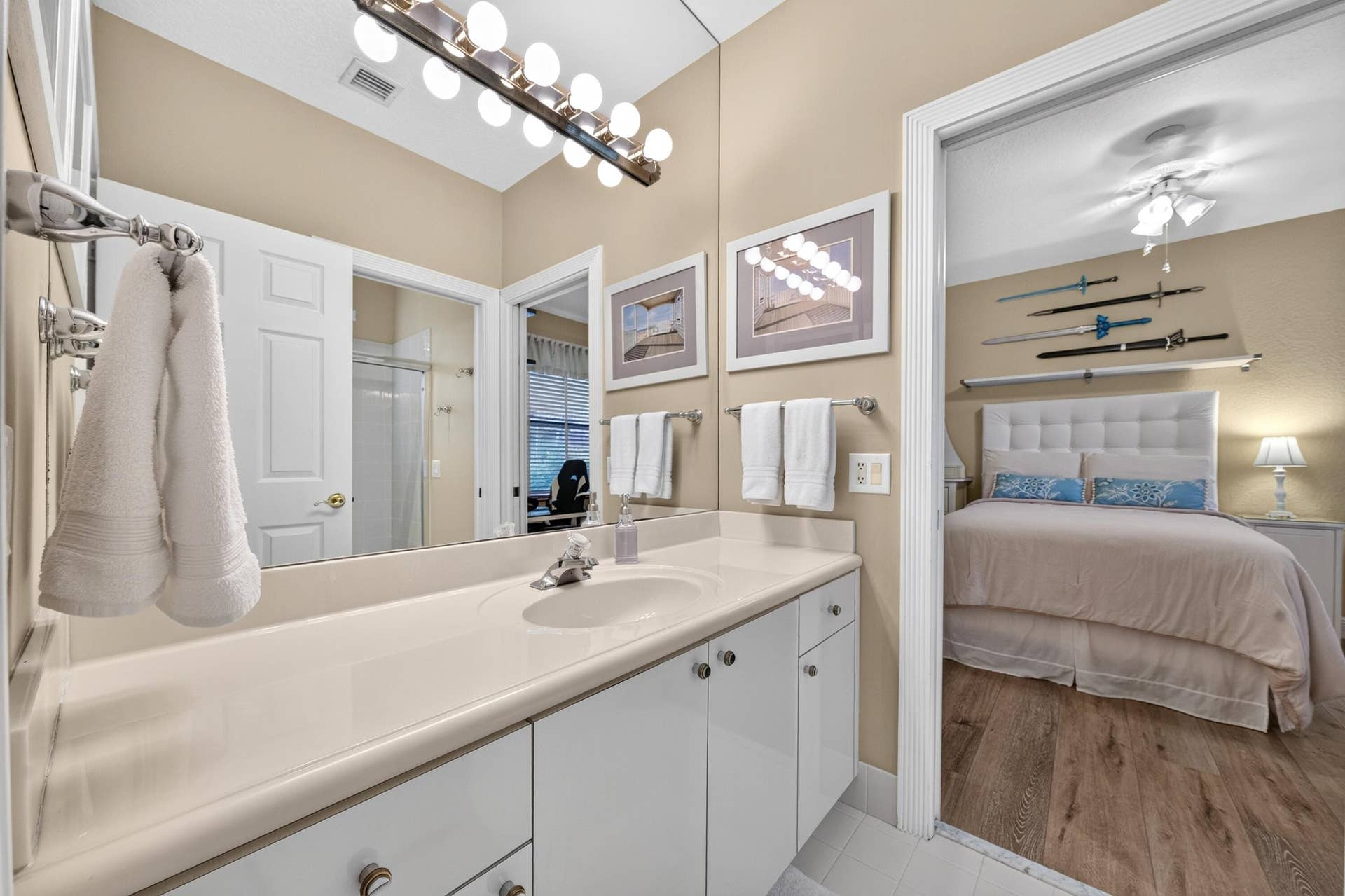 6930 NW 104th Lane, Parkland, FL 33076 037-008-Bathroom-4000x2664