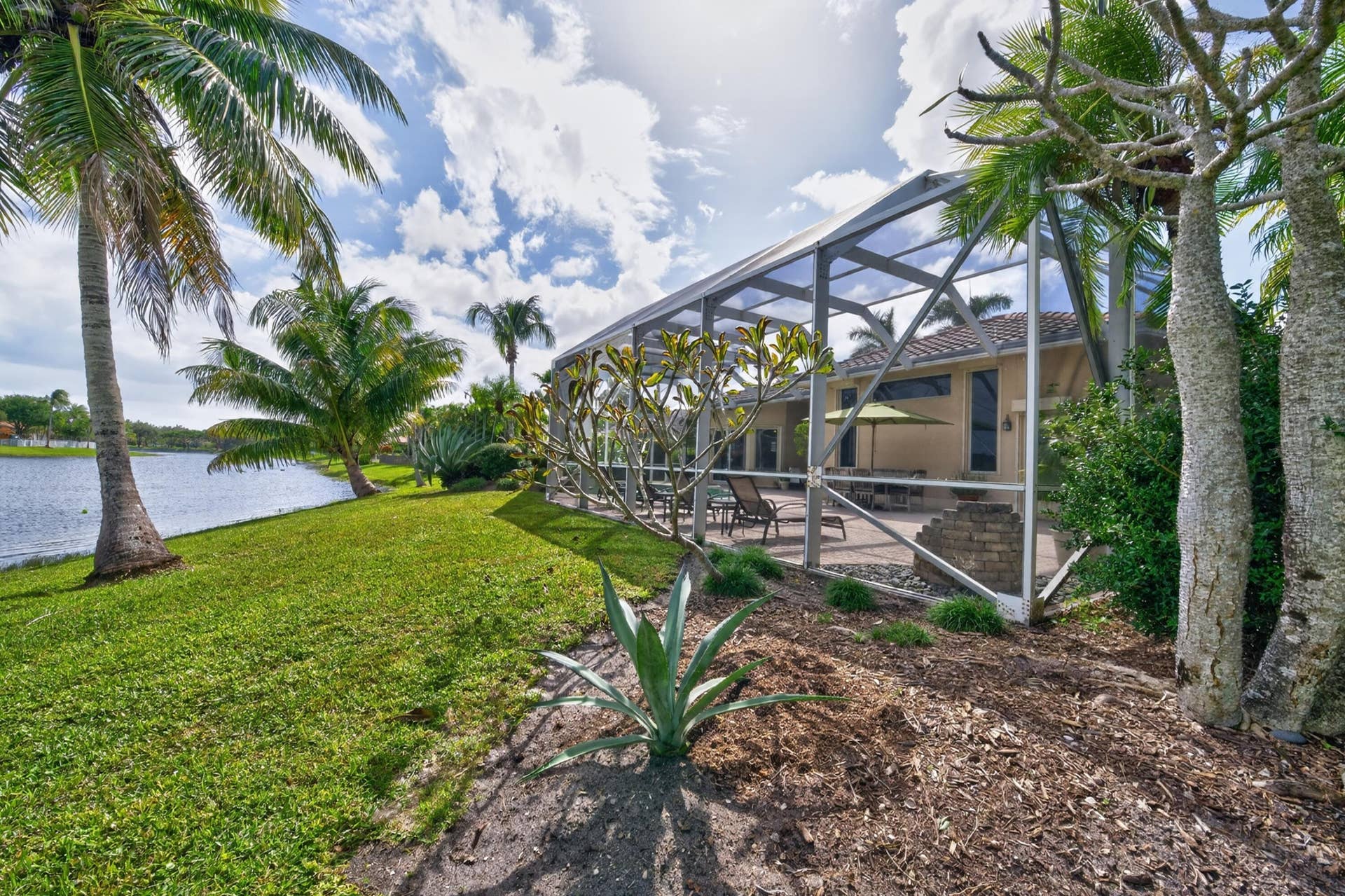 6930 NW 104th Lane, Parkland, FL 33076 054-023-Back Yard-4000x2664