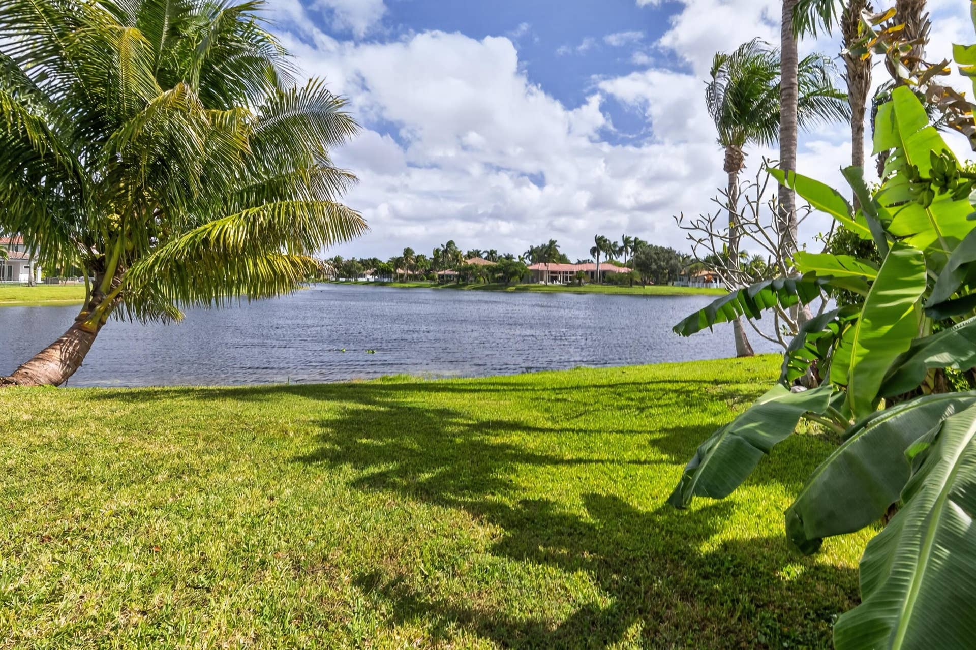 6930 NW 104th Lane, Parkland, FL 33076 057-010-Lake View-4000x2664
