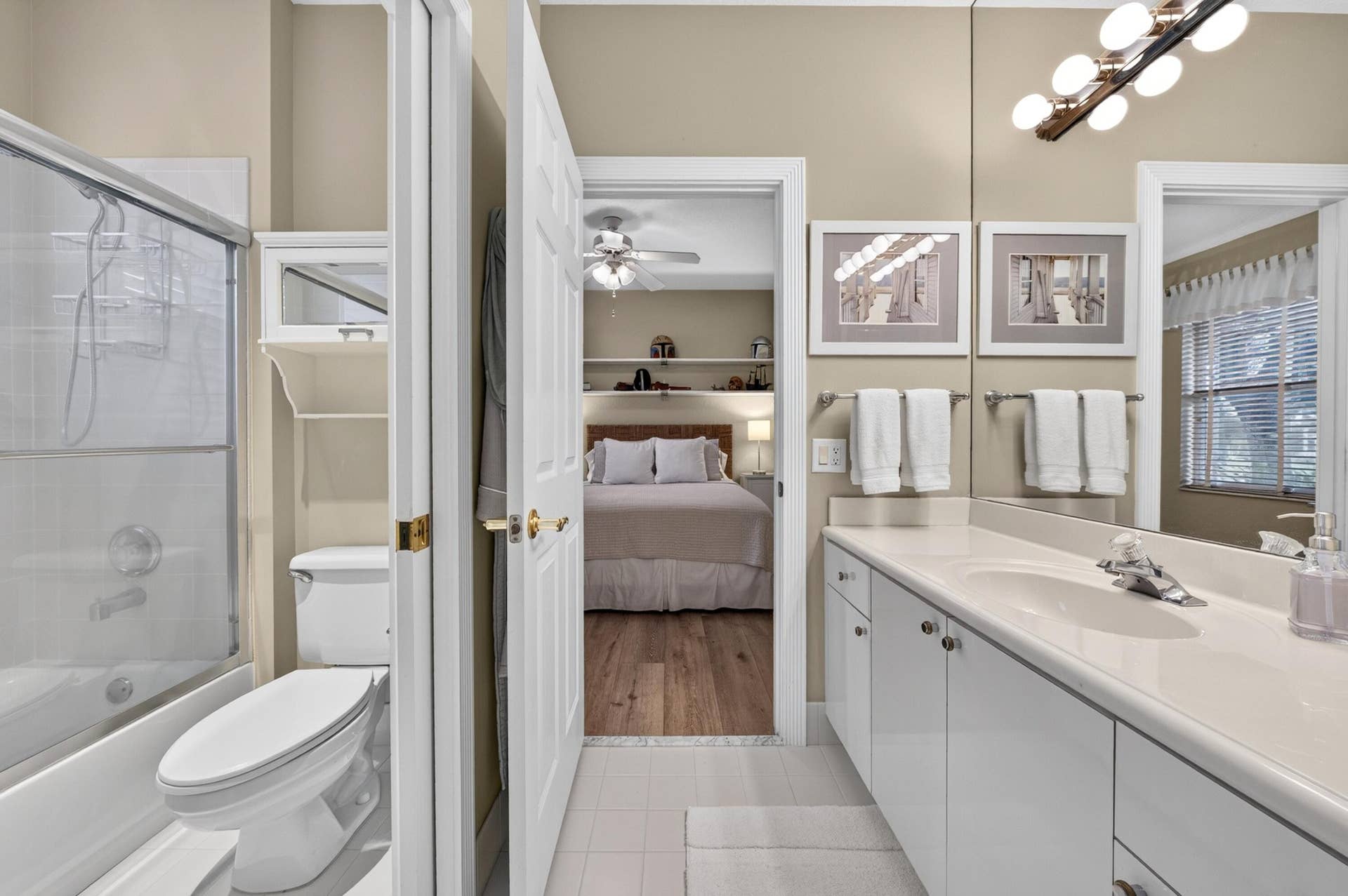 6930 NW 104th Lane, Parkland, FL 33076 038-006-Bathroom-4000x2660