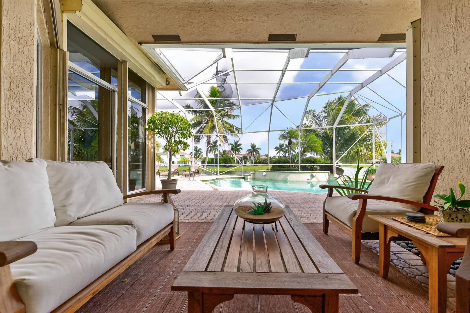 6930 NW 104th Lane, Parkland, FL 33076 042-052-Patio-4000x2664