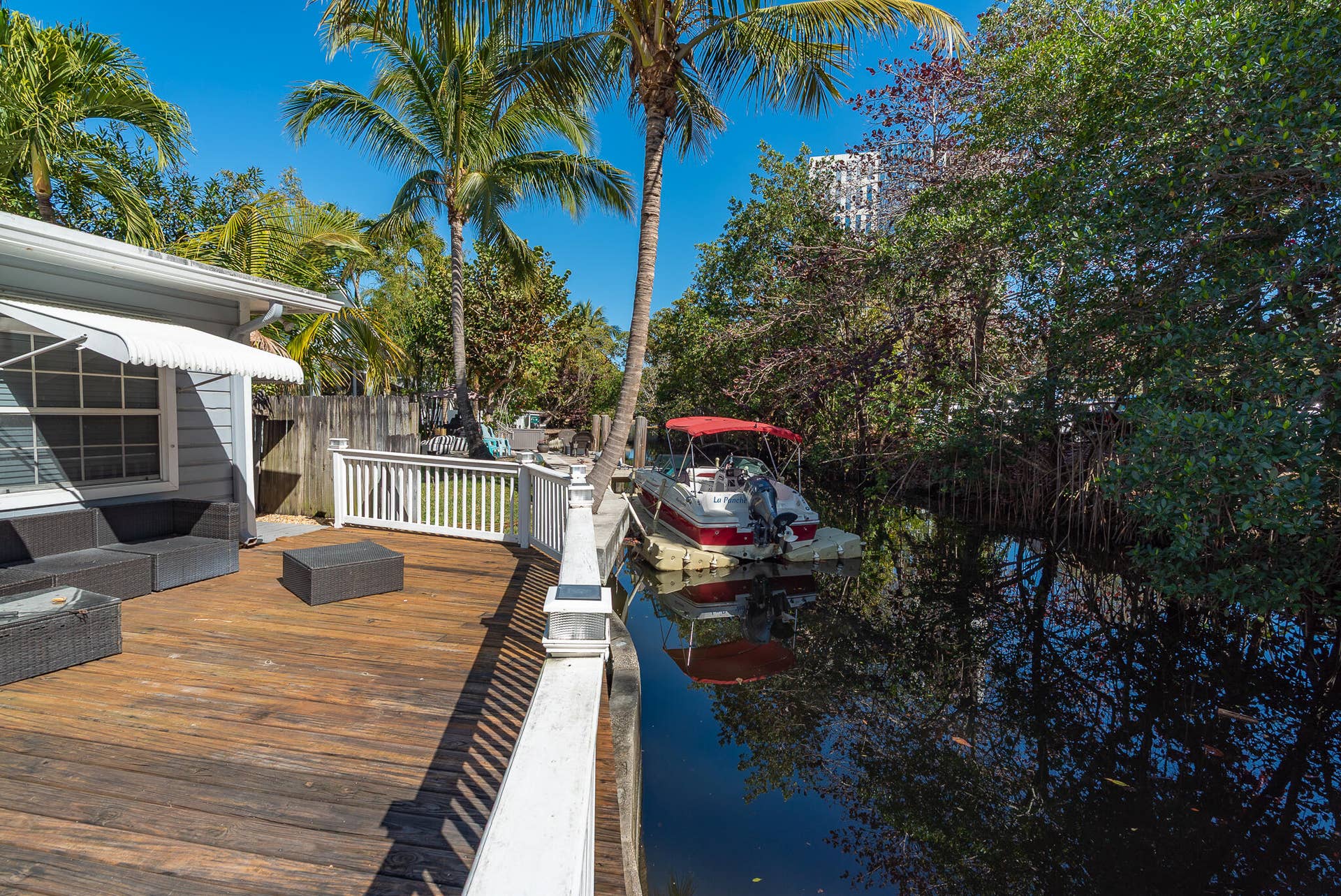 202 SE 10th Street, Fort Lauderdale, FL 33316 _T_S0866