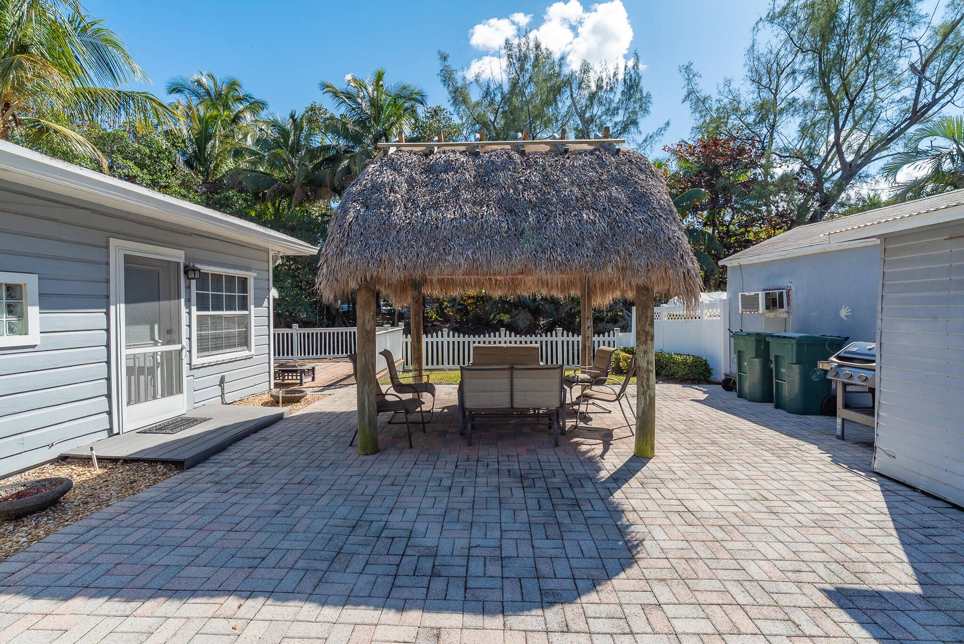 202 SE 10th Street, Fort Lauderdale, FL 33316 _T_S0873