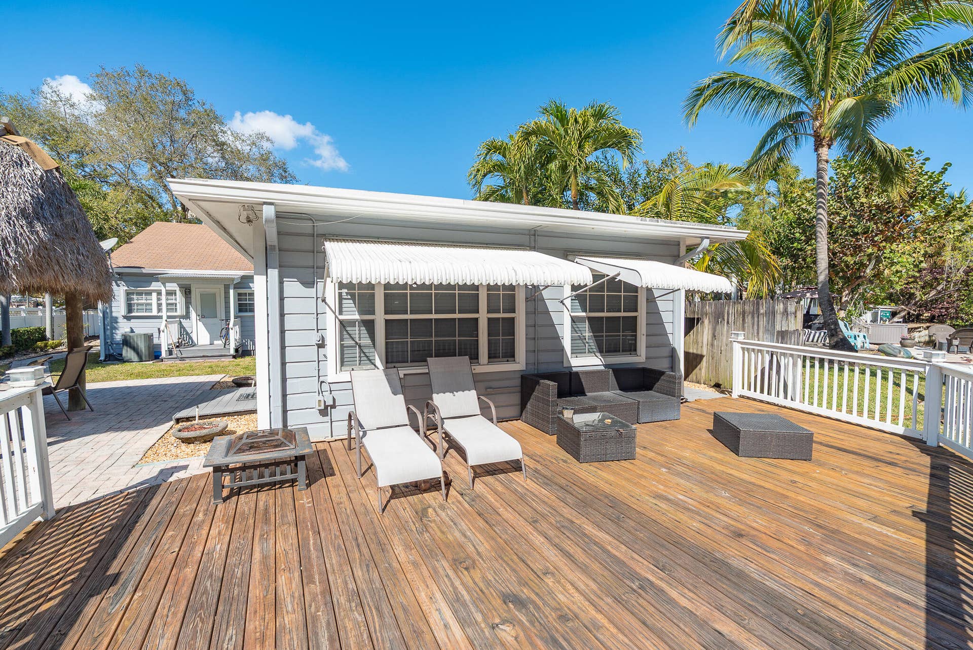 202 SE 10th Street, Fort Lauderdale, FL 33316 _T_S0868
