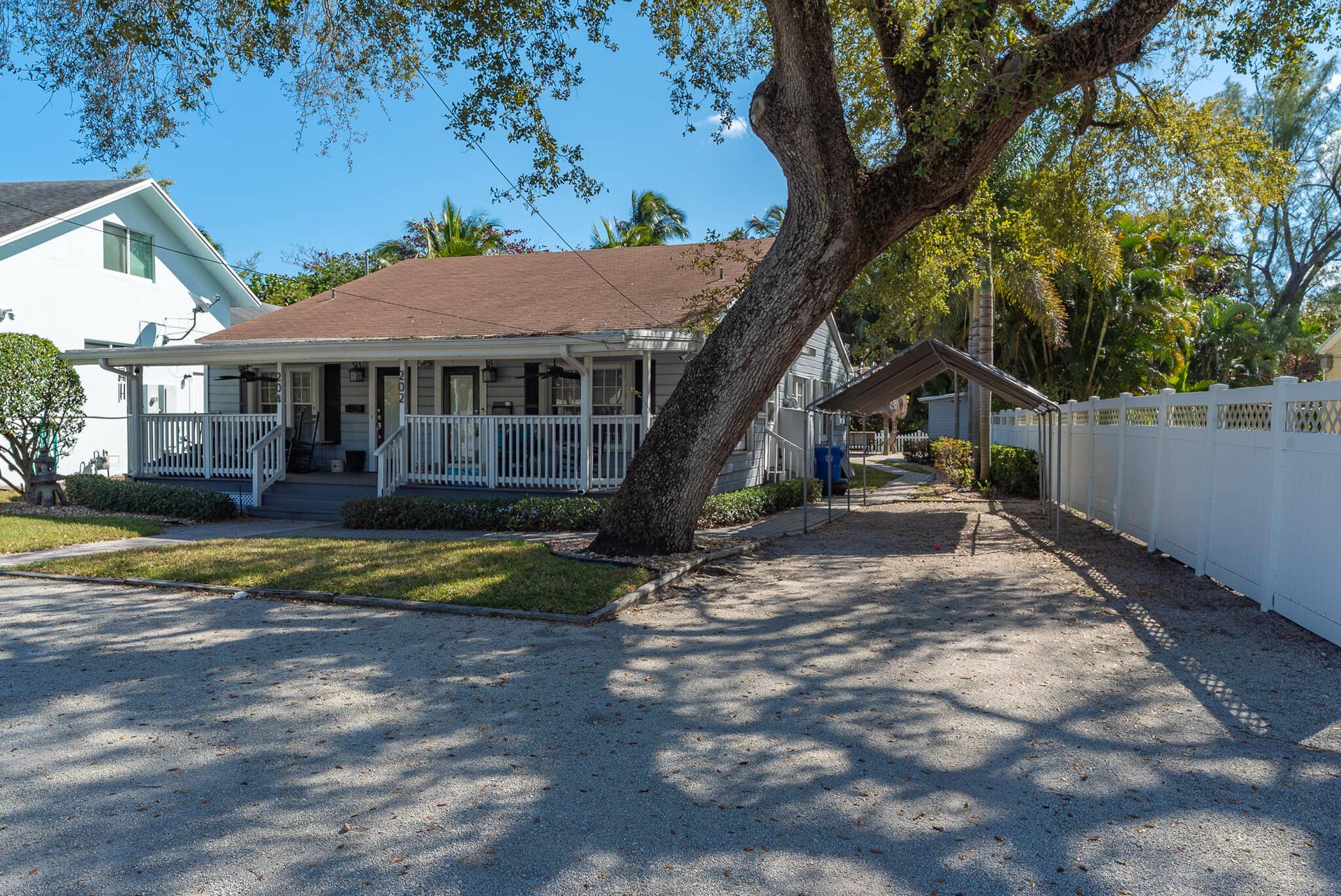 202 SE 10th Street, Fort Lauderdale, FL 33316 _T_S0853