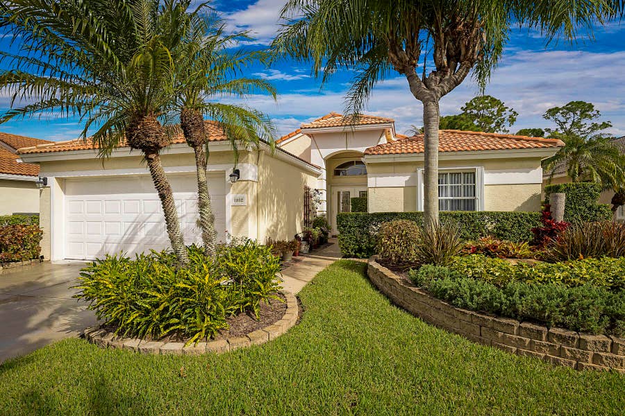 Property photo for 6992 SE TWIN OAKS Circle SE, Stuart, FL