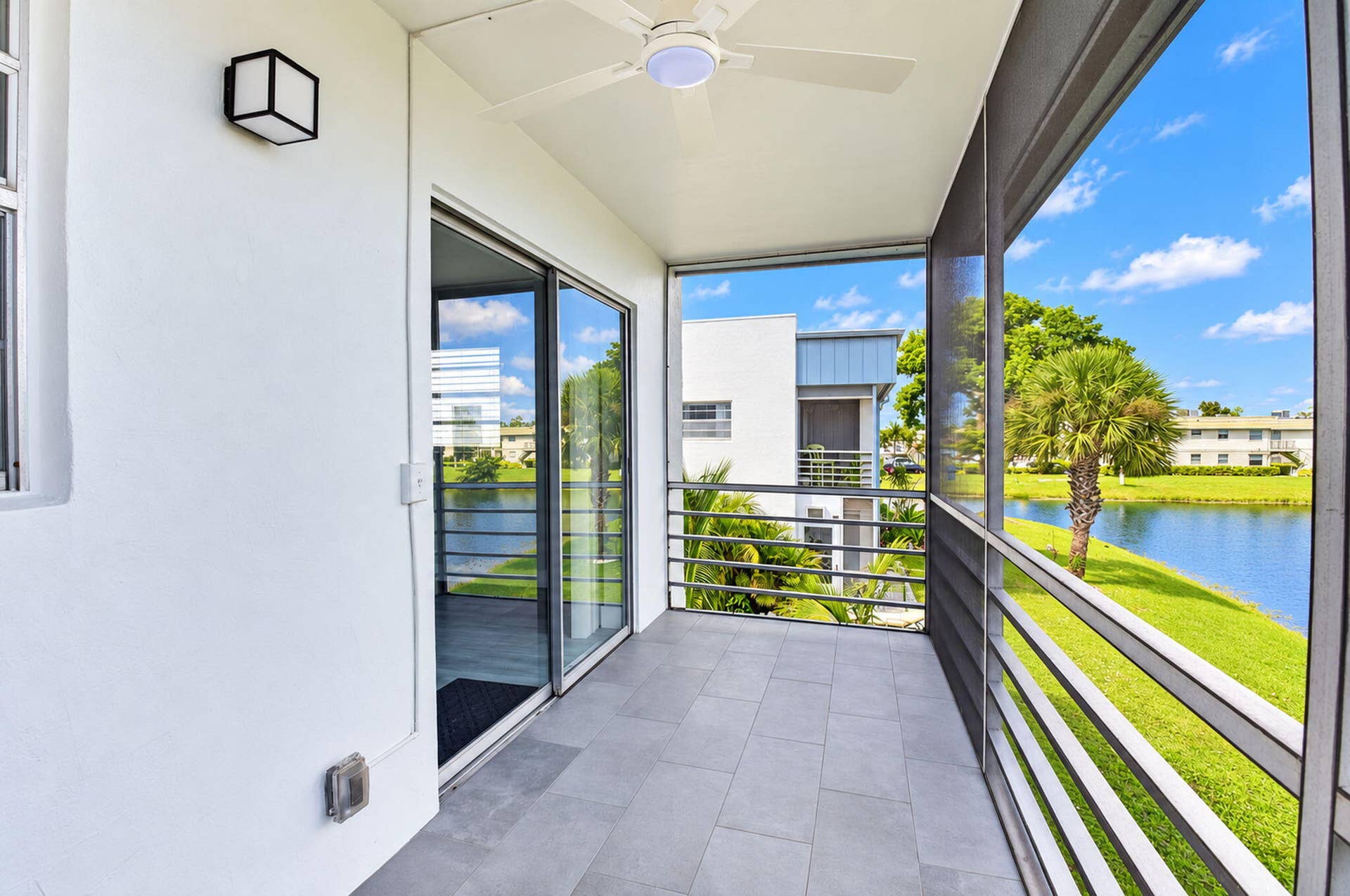 428 Saxony Way, Delray Beach, FL 33446 Spacious covered balcony