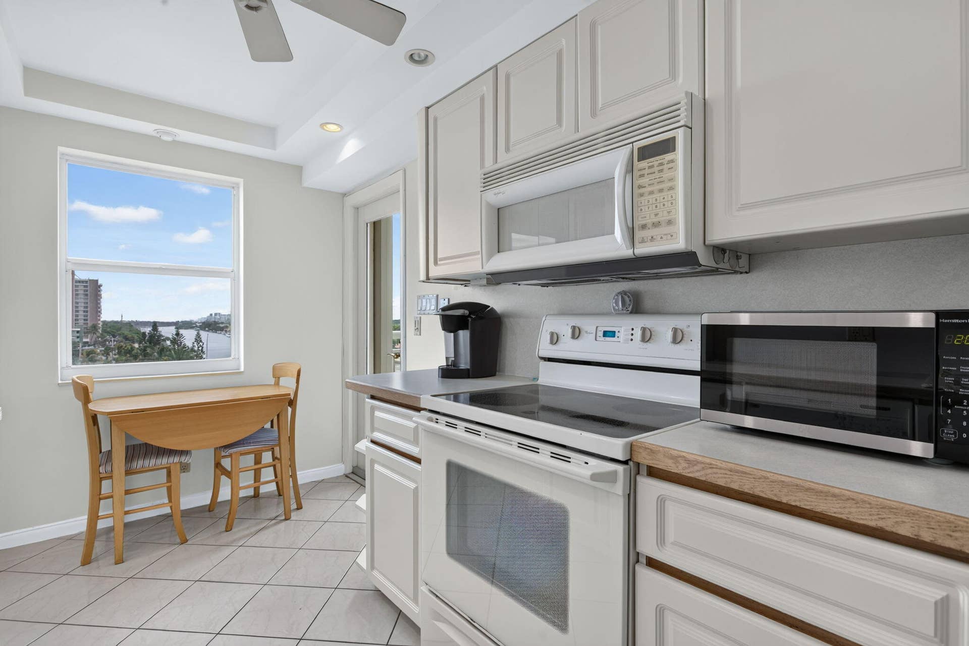 1050 HILLSBORO MILE, #702W, Hillsboro Beach, FL 33062 22-web-or-mls-1050-20
